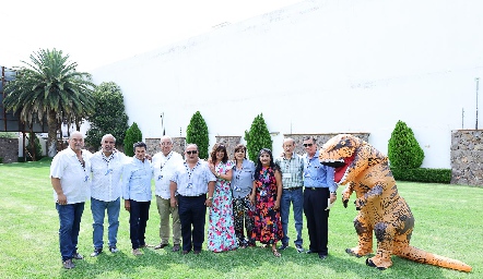  Fernando Valdés, Salvador Espinosa, Fernando Cifuentes, Marco Antonio Bustos, Alberto Goñi, Martha García, Cecilia Warburton, Adriana Mares, Fernando Noriega y Felipe Azcona.