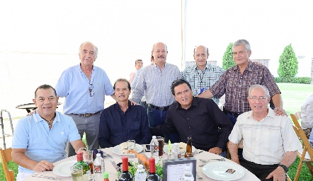  Santiago Navarrete, Daniel Guzmán, Fernando Noriega, Manuel Cano, Elio Guerrero, Arturo González, Ramón Rodríguez y David Aurelio.
