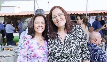  Gaby Moreno y Gaby Urtas.