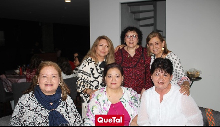  Lura Leiva, Lourdes Arauz, Luz Victoria  Velázquez, Paloma Rodríguez, Fat y Laura Córdova.
