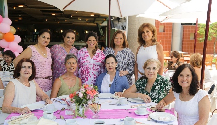  Verónica Hernández, Margarita Martínez, Sofía Corripio, Dora Cabrera, María José Díaz, Píldora Quilantán, Carmen Pérez, Palo Palomera, Claudia Neumann y Alejandra Gutiérrez.