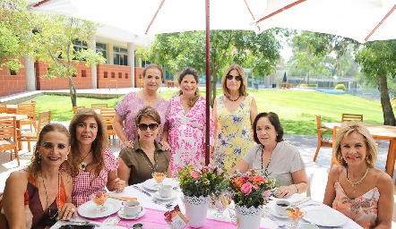  Beatriz Rangel, Florencia Soberanis, Cecilia Bremer, Dora Cabrera, María José Díaz, Isa Cabrera, Cuca Díaz Infante y Gloria Estrada.