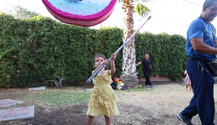  Macarena.