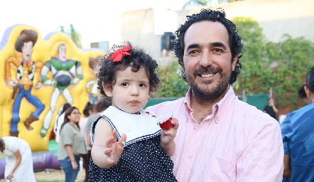  Ángel Mario y Pastora Valdés.