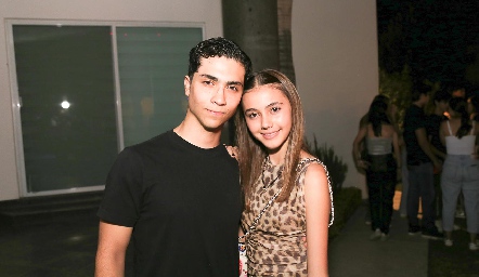  Alberto Eternod y Alejandra Hernández.