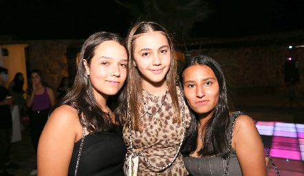  Fernanda Humara, Alejandra Hernández Limón y Jimena Montante.