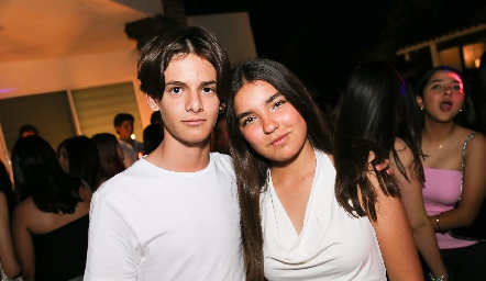  Régulo Arellano y Romina Garduño.