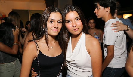  Ana Paula Ávalos y Romina Garduño.