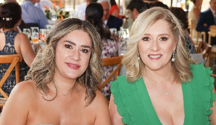  Lilian y Gaby Dorador.