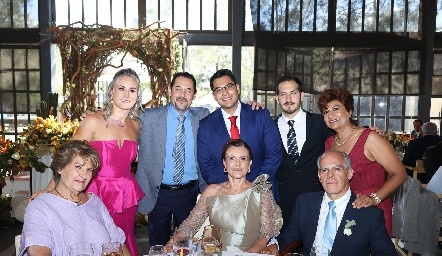  Familias Contreras y Piñero.