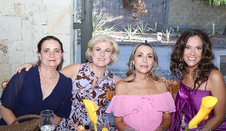  Cristina Alcalde, María José Beascoa, Roxana Serna y Delia Iduarte.