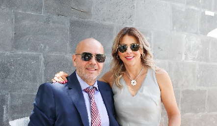  Gustavo y Lucía.