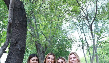  María José Motilla, Isa Motilla, Ana Gaby Motilla y Gabriela Lozano.