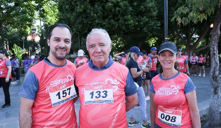  Rodolfo Quiroz, Manuel Quiroz y Ceci Delgadillo.