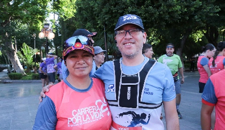  Marcela y Jesús.