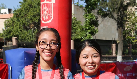  Montserrat Olvera y Aridaid Ríos.