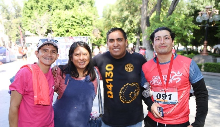  Axel Arriaga, Perla, Tony Velázquez y Christian Almeida.