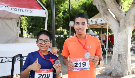  Javier y Daniel Hernández.