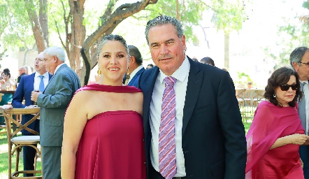  Fernanda de Garza y Federico Garza.