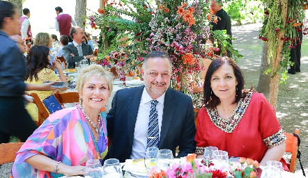  Lucy Lastras, Luis Rosillo y Cecilia Orozco.