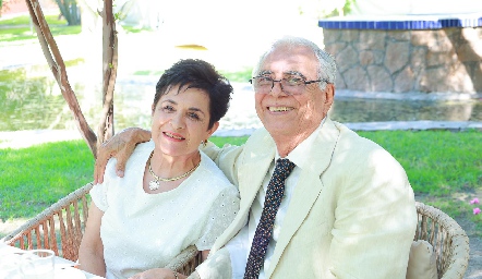  Concepción Rosillo y Leonardo Hernández.
