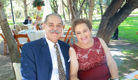  Agapito Gómez y Margarita Sánchez.