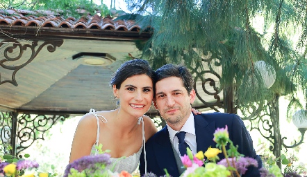  Tere Cadena y Samuel Scott ya son esposos.
