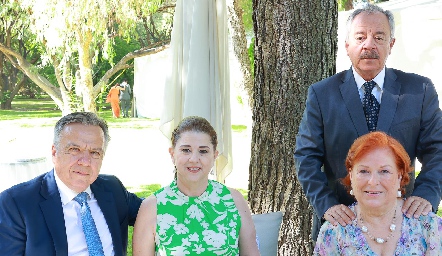  Jesús Vega, Graciela García de Vega, José Madero y Martha Chapa.