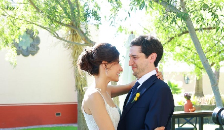  Tere Cadena y Samuel Scott ya son esposos.