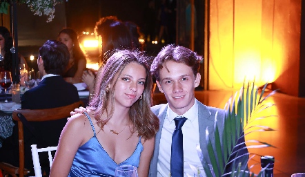 Melisa Martínez y Alejandro Michel.