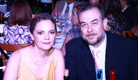  Montse Lozano y Juan Arturo Martínez.