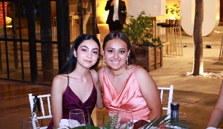 Renata Hernández y Sara Ríos.