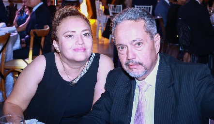 Ruth Angélica y Juan Alberto Martínez.