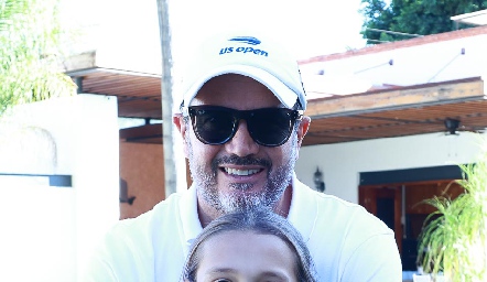  Sofía Stevens y Héctor Stevens.