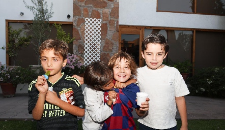  Diego, Santi, Lalín, Franco y Esteban.