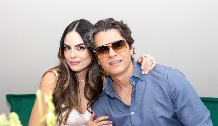 Juan Carlos Valladares y Ximena Navarrete.