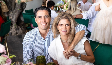   Rafael Lebrija y Lu López.