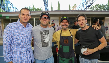  Mauricio Ruiz, Fernando Rojo, Miguel Martínez y Alejandro Lomelí.