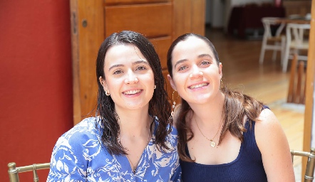  Pamela Zertuche y María Meade.