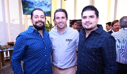  Alejandro Marcos, Juan José Alonso y Mario Camberos.