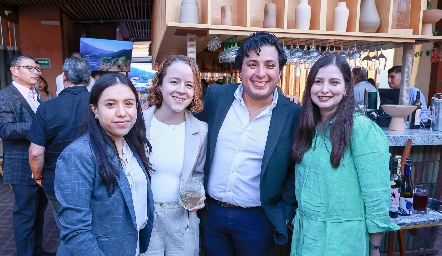  Anahí Padrón, Fernanda Esparza, Miguel Leal y Arantza Betance.