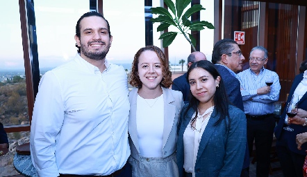  Armando Ríos, Fernanda Esparza y Anahí Padrón.