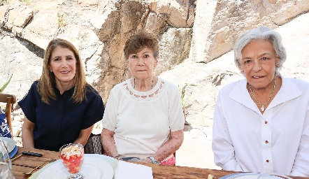  Marus Hernández, Maruchis Andrés y Victoria Labastida.