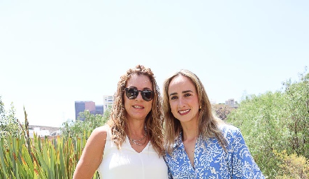  Guille Hernández y Ángeles Mahbub.