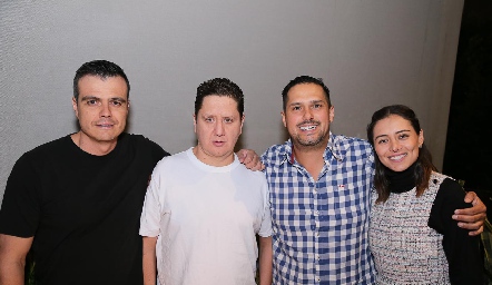  José Luis Gámez, Alberto Mariscal, Israel Araiza y Pamela González.
