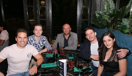  Víctor Manuel Rivas, Aldair Vázquez, Rodrigo Masiel, Oscar Valerio y Aida González.