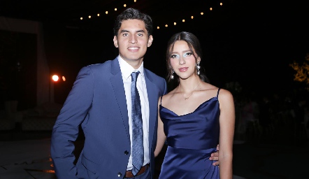  José María Robledo y María José Cantú .