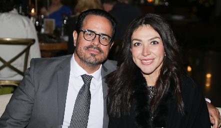  Rafael González y Gigi Nava.
