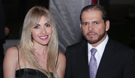 Gabriela Sánchez y Raúl Escobedo.