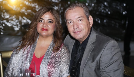 Isaac Orta y Graciela Garcia.